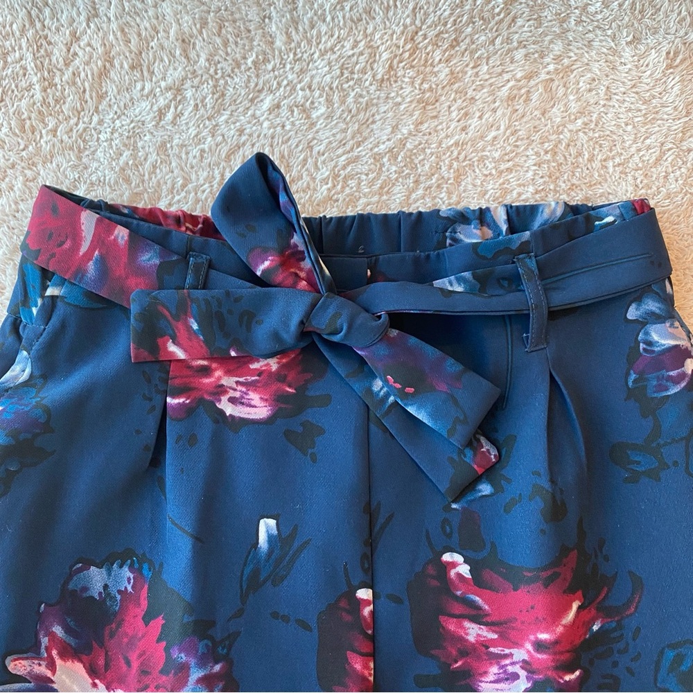 Blue Floral Ankle Business Pants with Belt size XS